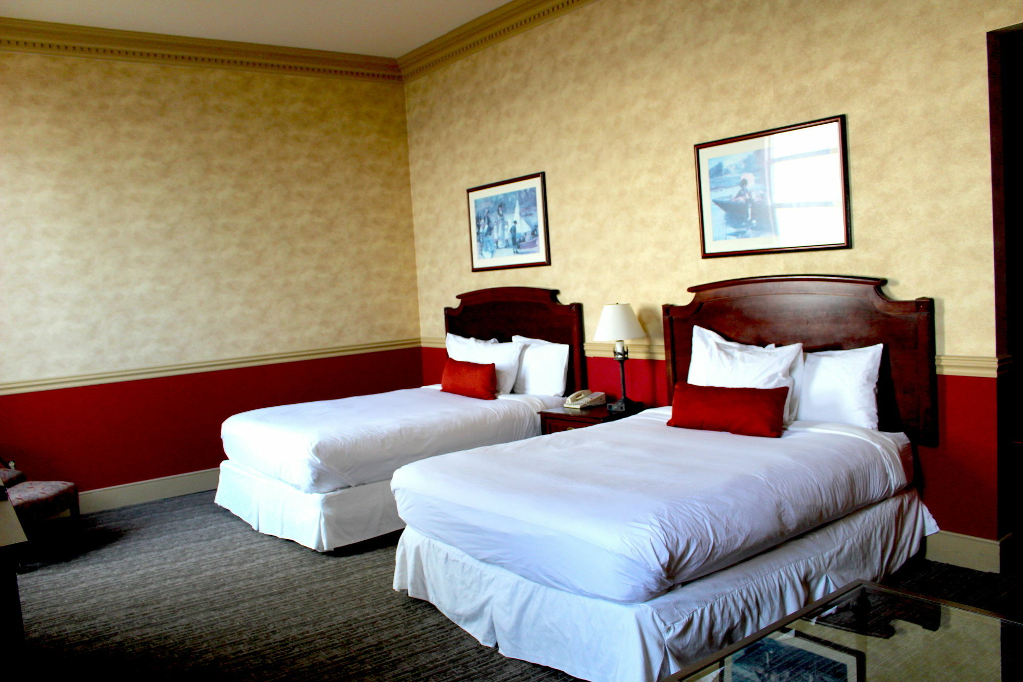 Hotel Roberts Riverwalk Urban 3*